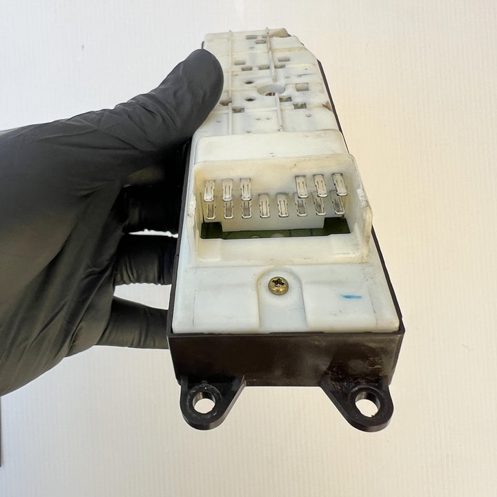 2000 Toyota Land Cruiser Prado - Master Power Window Switch