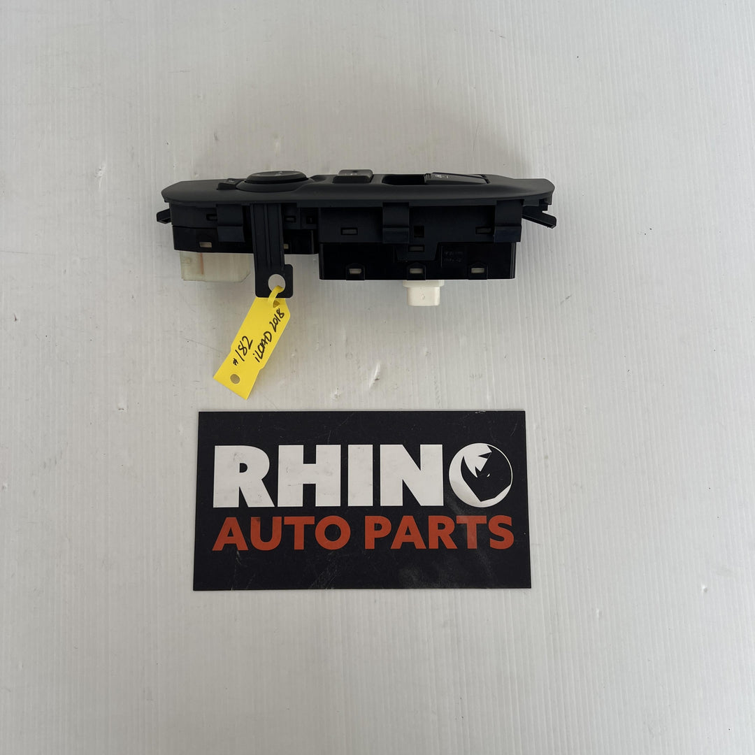 2018 Hyundai iLoad TQ - Master Power Window Switch PN: 935704HBC0WK