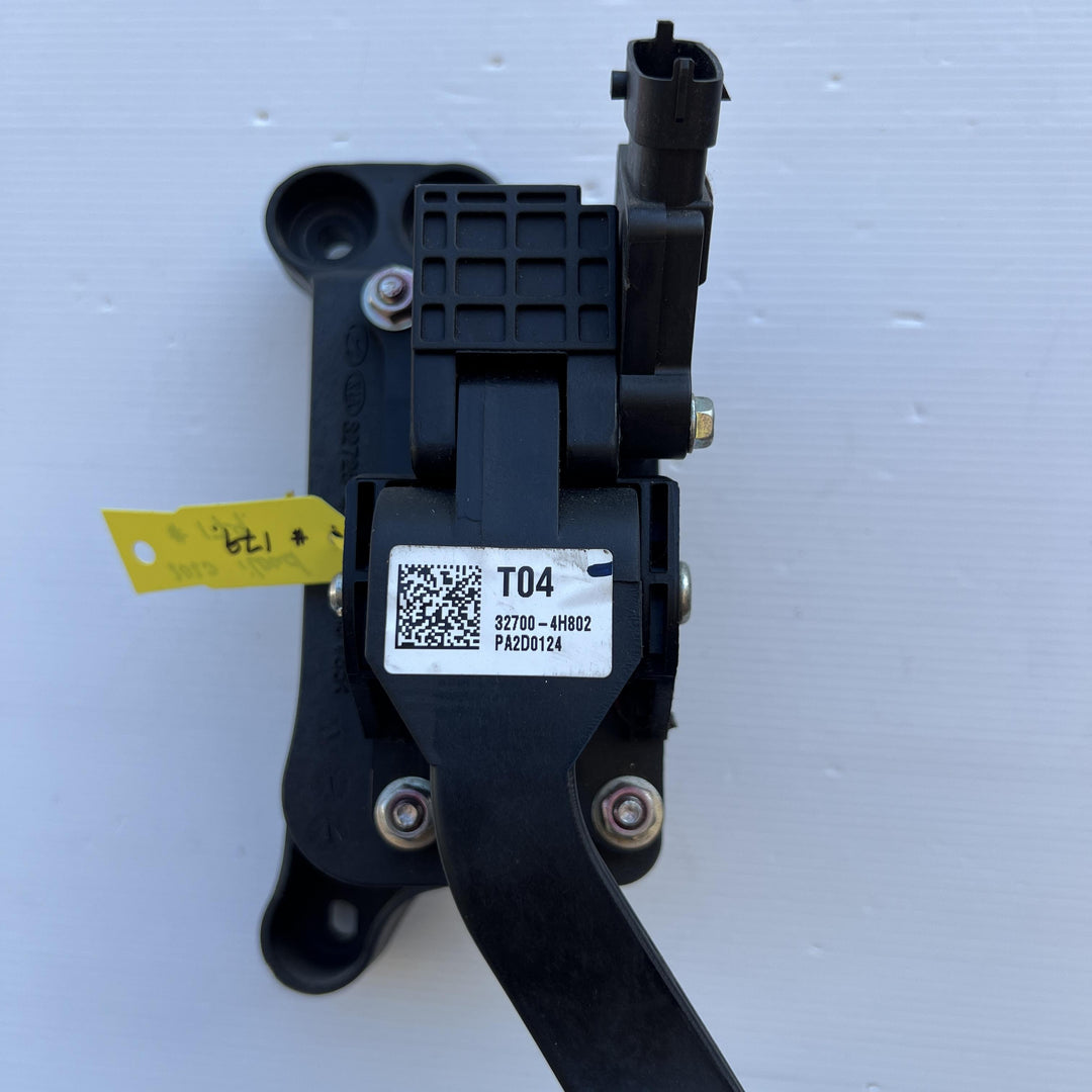 2020 Hyundai iLoad TQ - Accelerator Pedal PN: 351904X700