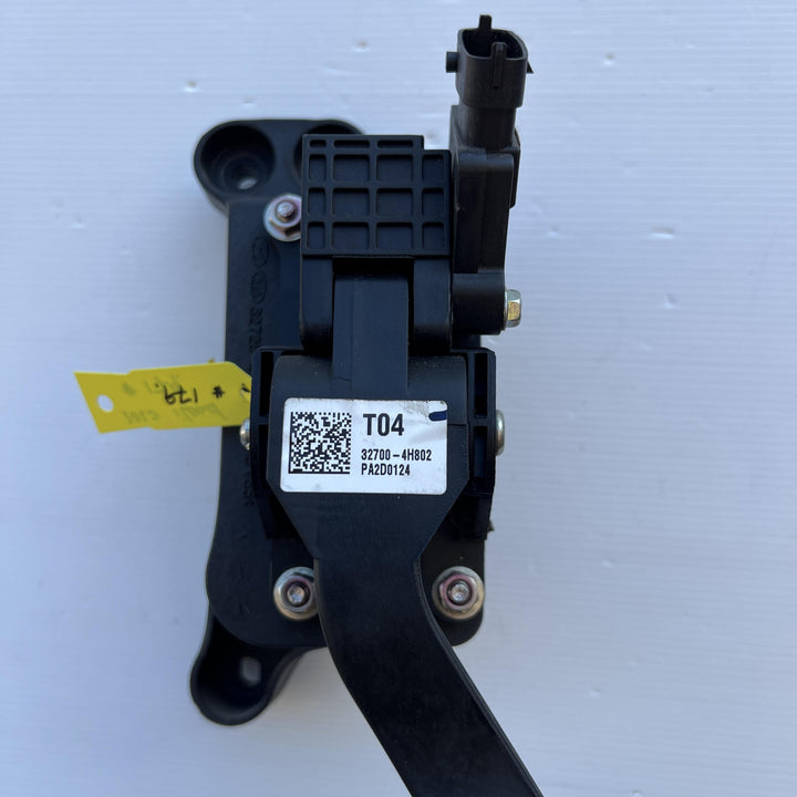 2020 Hyundai iLoad TQ - Accelerator Pedal PN: 351904X700