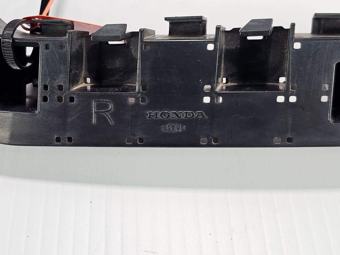 2019, Honda, Civic, 5D VTI 50LE, Front Right Bumper Bracket