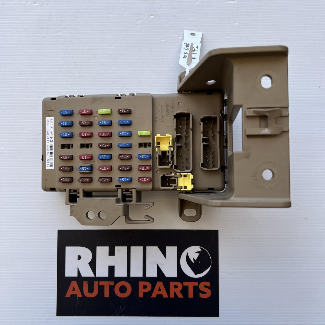 2018 Volkswagen Golf - Interior Fuse Box PN: 82201FJ100