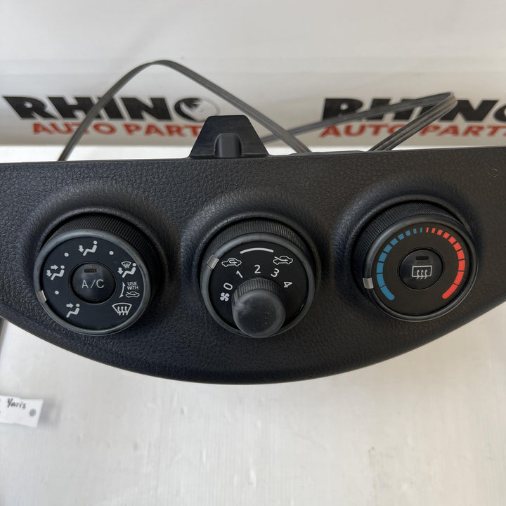 2019 Toyota Yaris - Heater/AC Controls