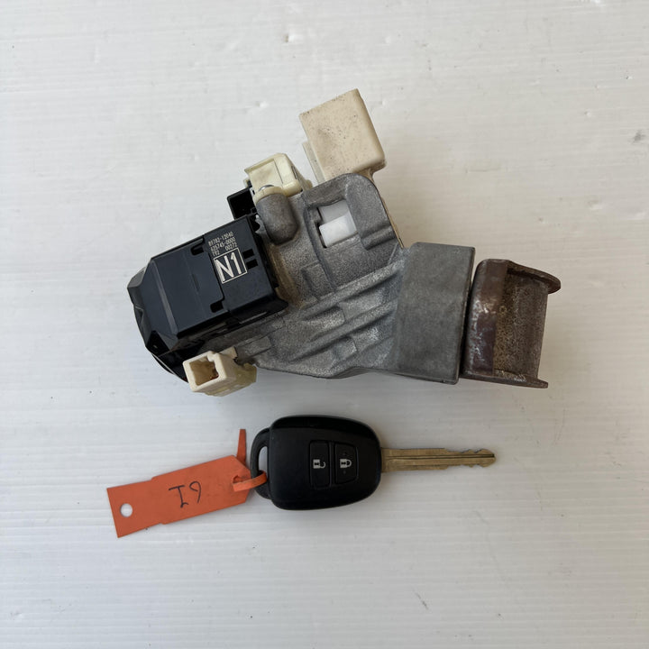 2019 Toyota Yaris - Ignition With Key PN: 8978212040