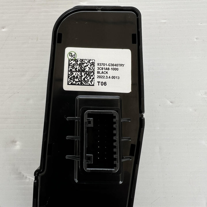 2022 Hyundai i30 PD - Traction Control Switch PN: 93701G3640TRY