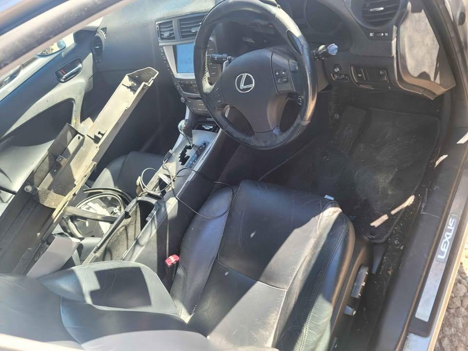 2007 IS GSE20R - Instrument Cluster PN: 8380053711