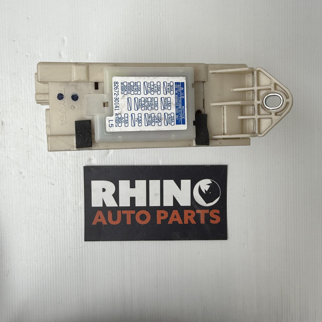 -
  
  Lexus
  GS300
  
  Interior Fuse Box
  8273030283