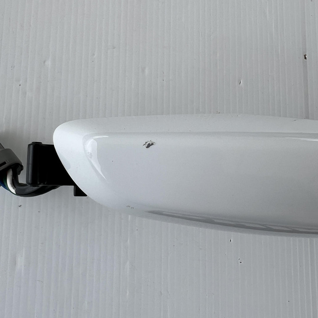 2017 -
  2025
  Hyundai
  i30
  Elite
  Left Front Exterior Door Handle