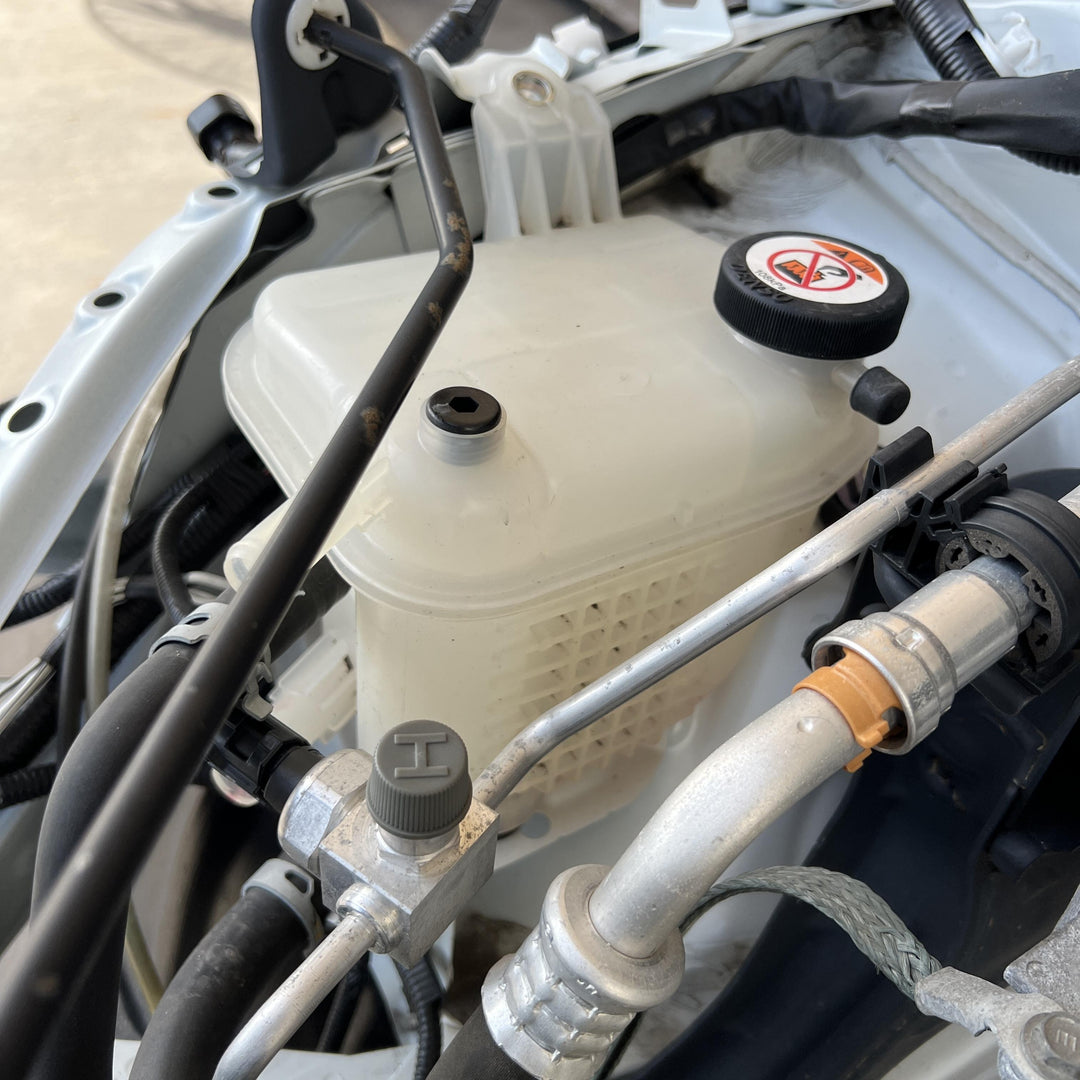 2017 Toyota C-HR X50 - Overflow Bottle