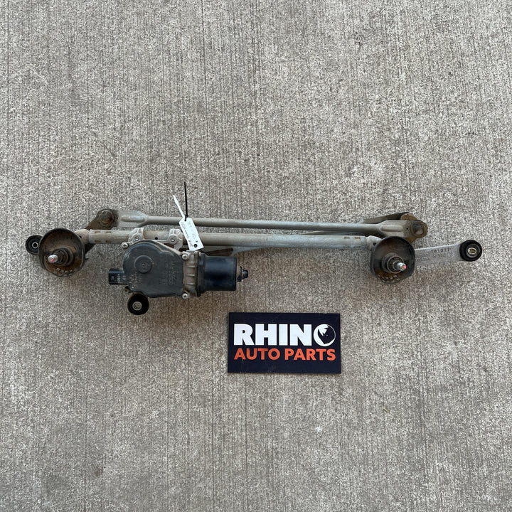 2018 Nissan Navara D23 - Wiper Motor PN: 8820C058A