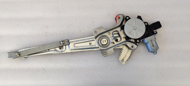 2007 -
  2017
  Mitsubishi
  Lancer
  Black Edition
  Right Front Window Regulator/Motor
  5713A086