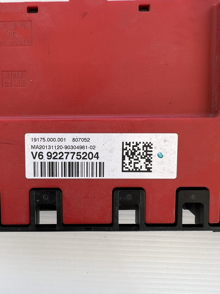 2014 BMW 420i - Battery Terminal
