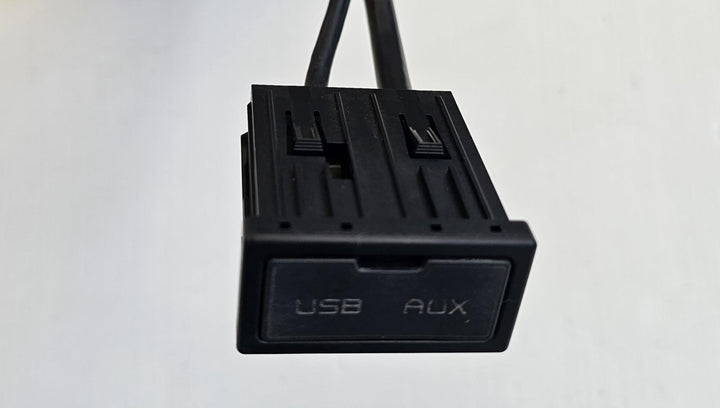2022 Isuzu MU-X - USB Charger Port