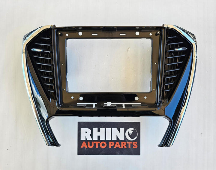 2022 Isuzu MU-X - Dash Air Vent Centre