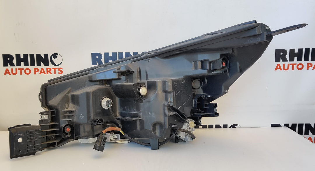 2018 -
  2020
  Subaru
  Forester
  
  Right Headlight