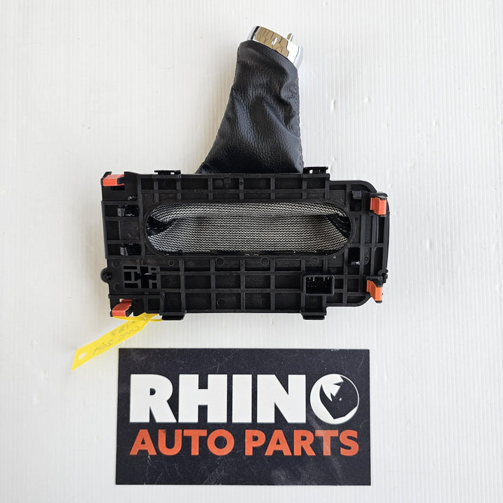 2016 -
  2021
  Honda
  Civic
  VTiLX
  Shifter Surround