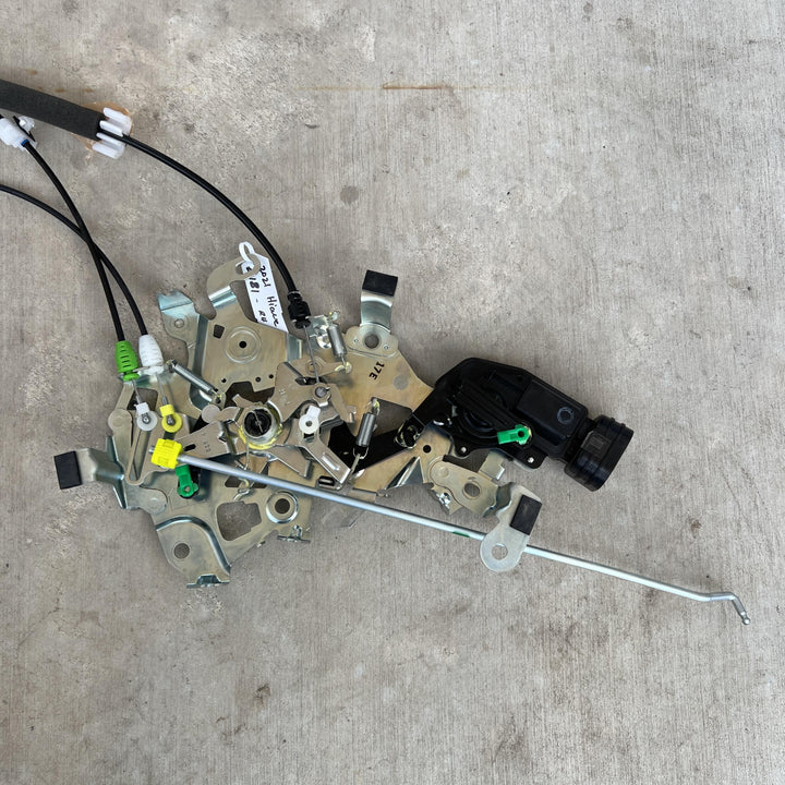 2021 Toyota Hiace VI H300 GDH300 - Right Rear Door Lock Actuator