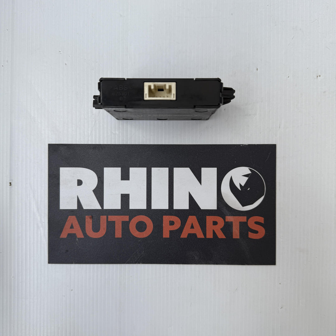 -
  
  Toyota
  Corolla
  Hybrid
  Immobiliser Controller
  8978412040