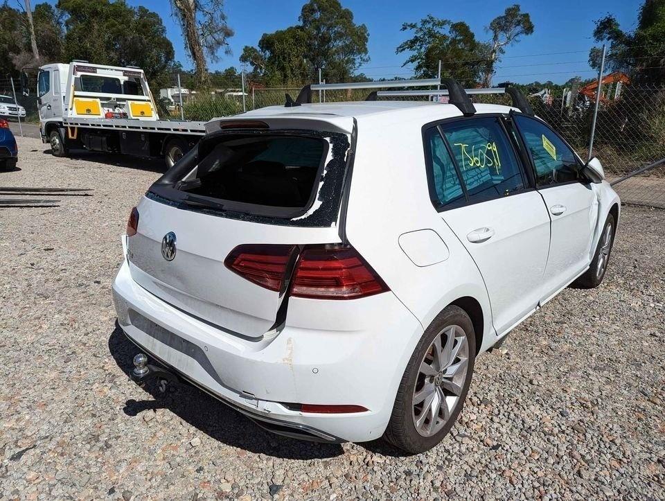 2018 Volkswagen Golf - Radiator Fan PN: 5Q0121203DR