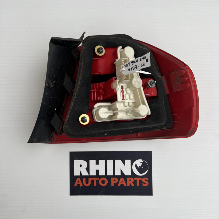 2006 3-series - Left Taillight