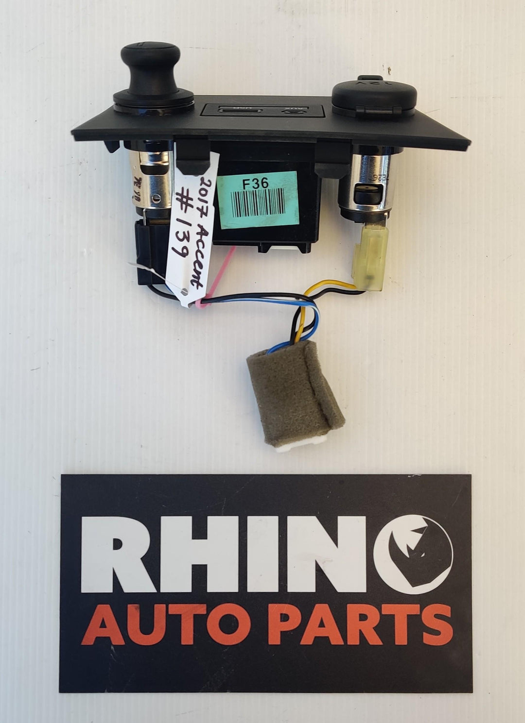 2017 Hyundai Accent RB - USB Charger Port PN: 961201R400RY