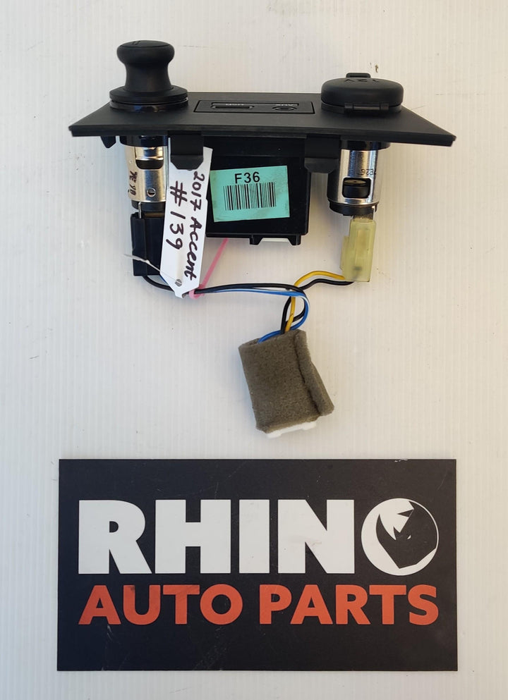 2017 Hyundai Accent RB - USB Charger Port PN: 961201R400RY