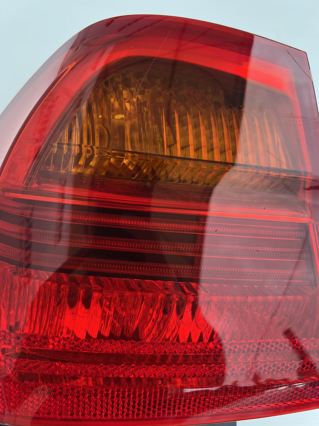 2006 3-series - Left Taillight