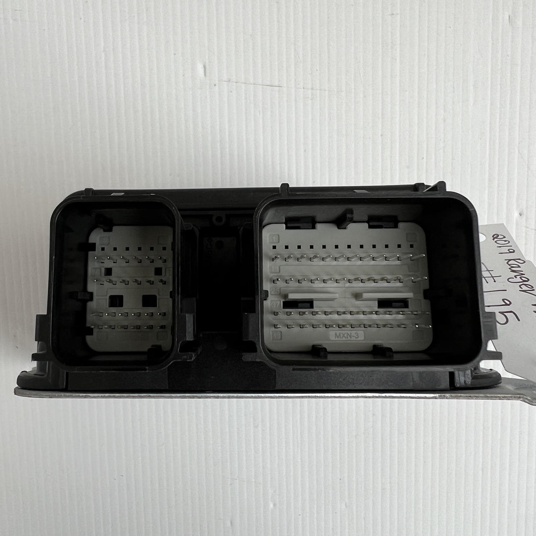 2019 Ford Ranger PX3 - Airbag Module PN: JB3T14B321BE