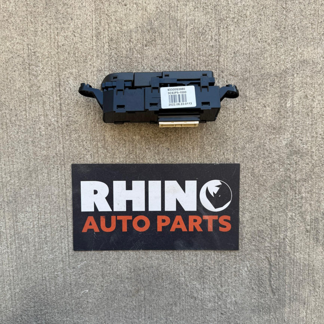 2023 Hyundai i30 - Seat Switch PN: 93300G3980