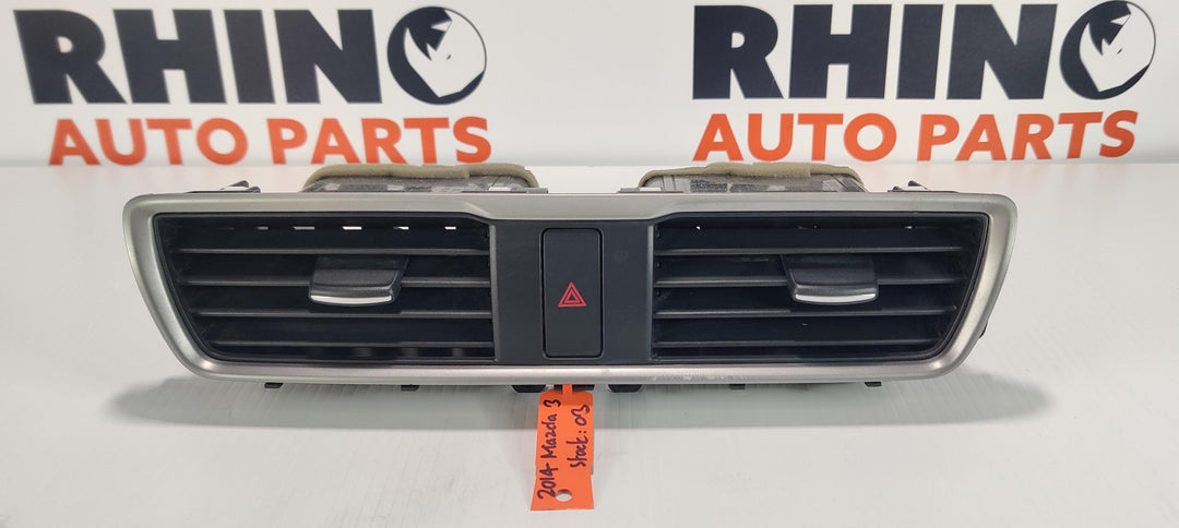 2013 -
  2016
  
  3
  Maxx
  Air Vent