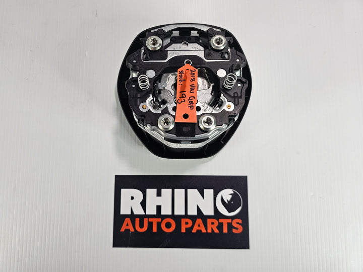 2018, Volkswagen, Golf, 110TSI Trendline, 7.5, Steering Wheel Airbag