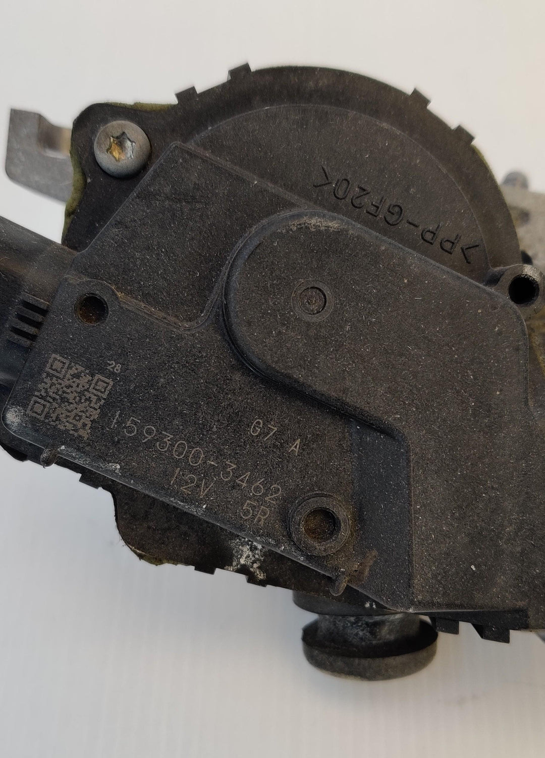 2014 Mitsubishi Outlander III ZK - Wiper Motor PN: 1593003462