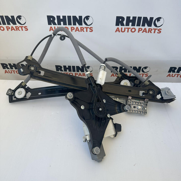 2015 -
  2023
  Ford
  Mustang
  
  Right Front Window Regulator/Motor
  0586801701