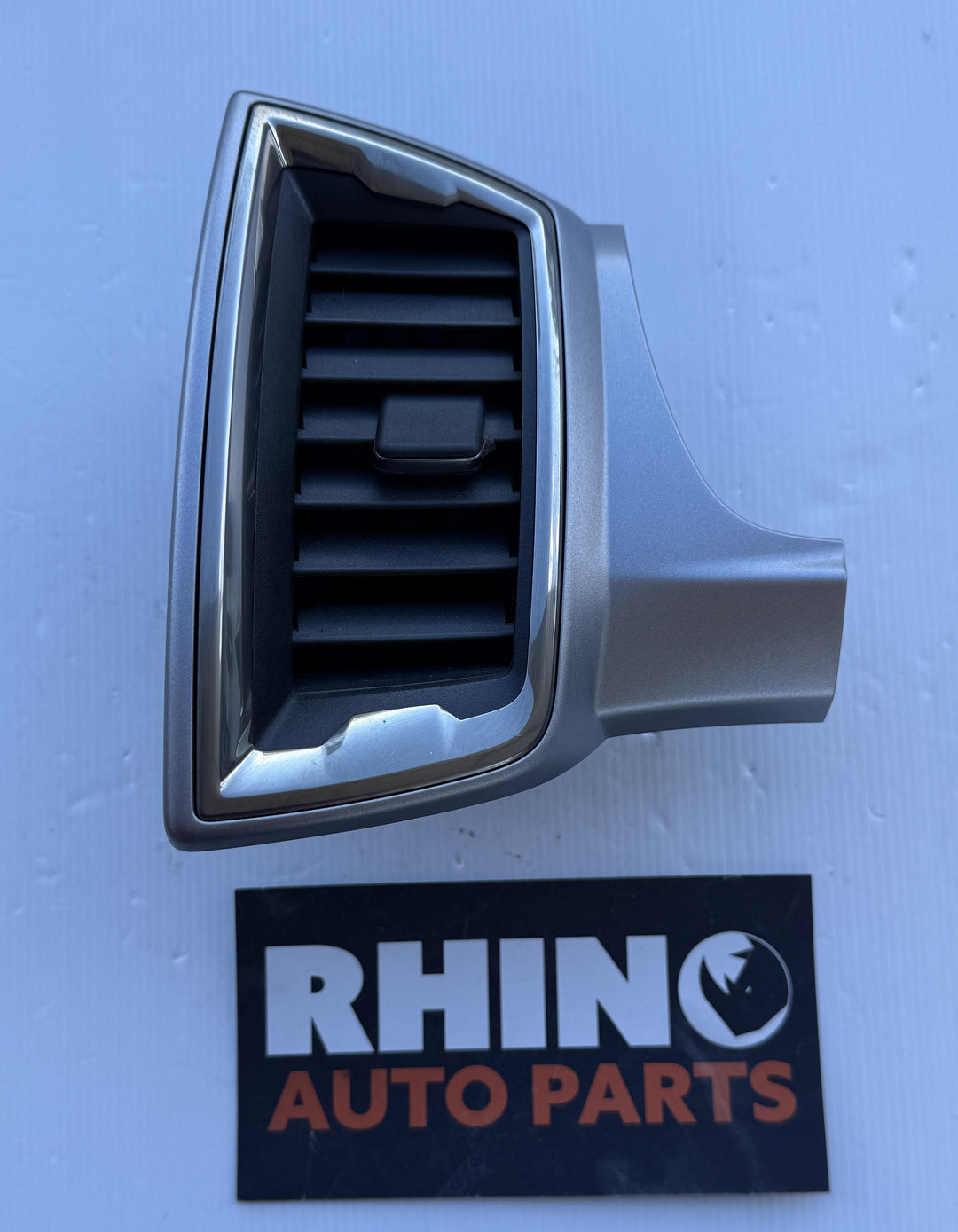 2011-2022 Ford Ranger PXII - Air Vent PN: EB3B41044K72ABW
EB3B41045GD3ENU