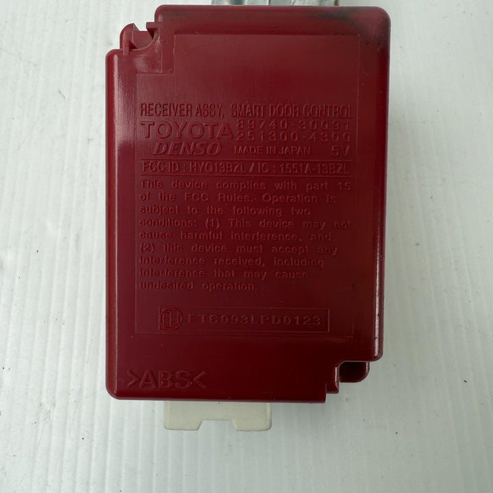 -
  
  Lexus
  GS300
  
  Smart Door Control Module Receiver
  8974030091