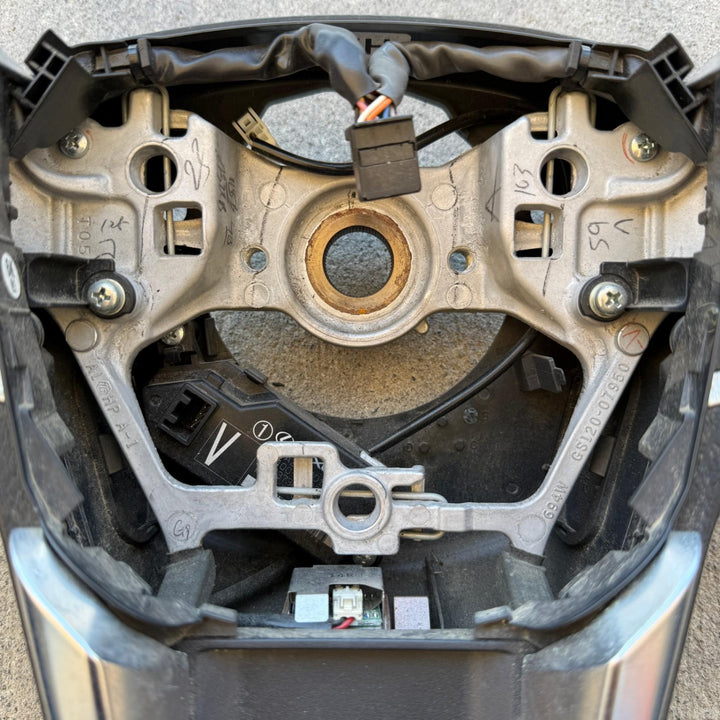2021 Toyota Hiace - Steering Wheel