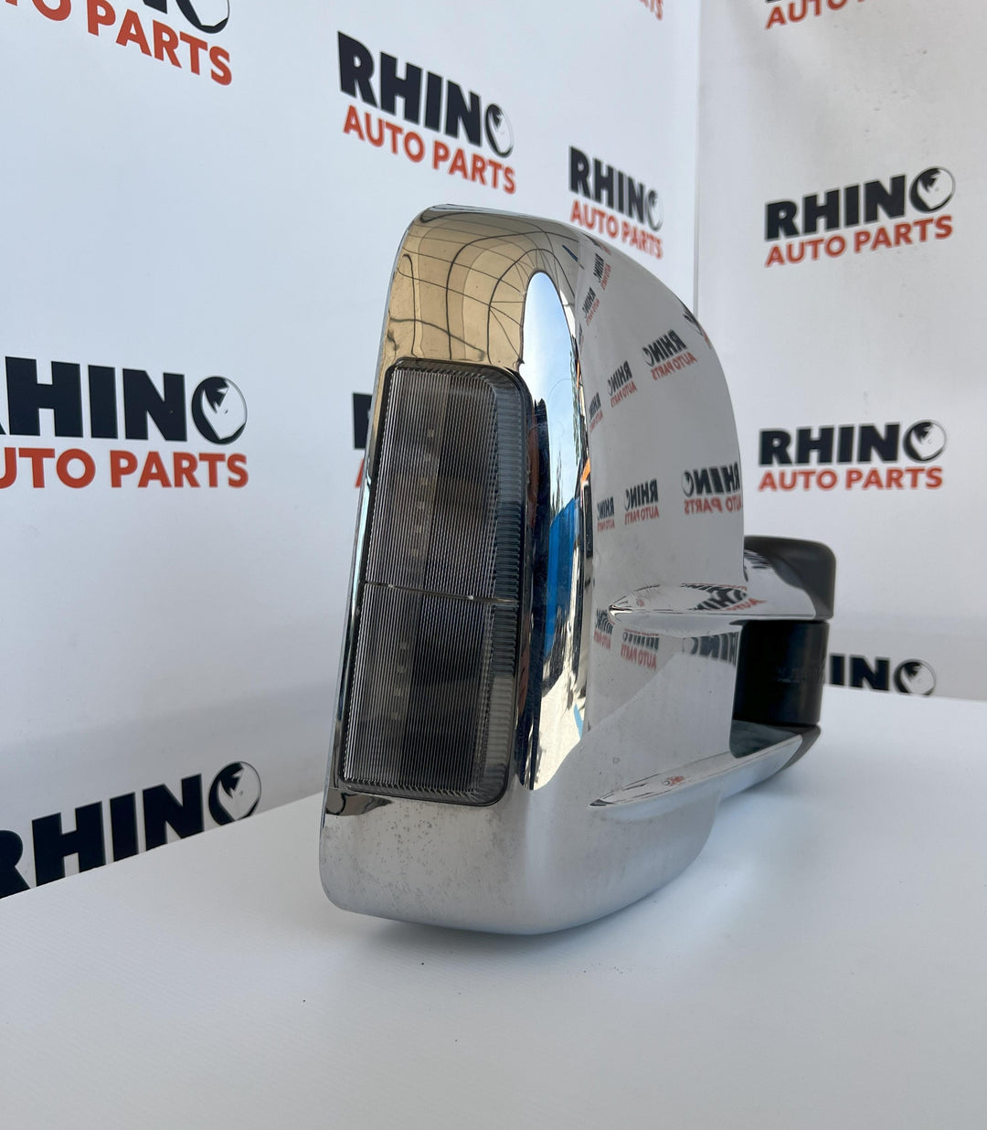 2015 -
  2018
  Ford
  Ranger
  XLT
  Right Door Mirror