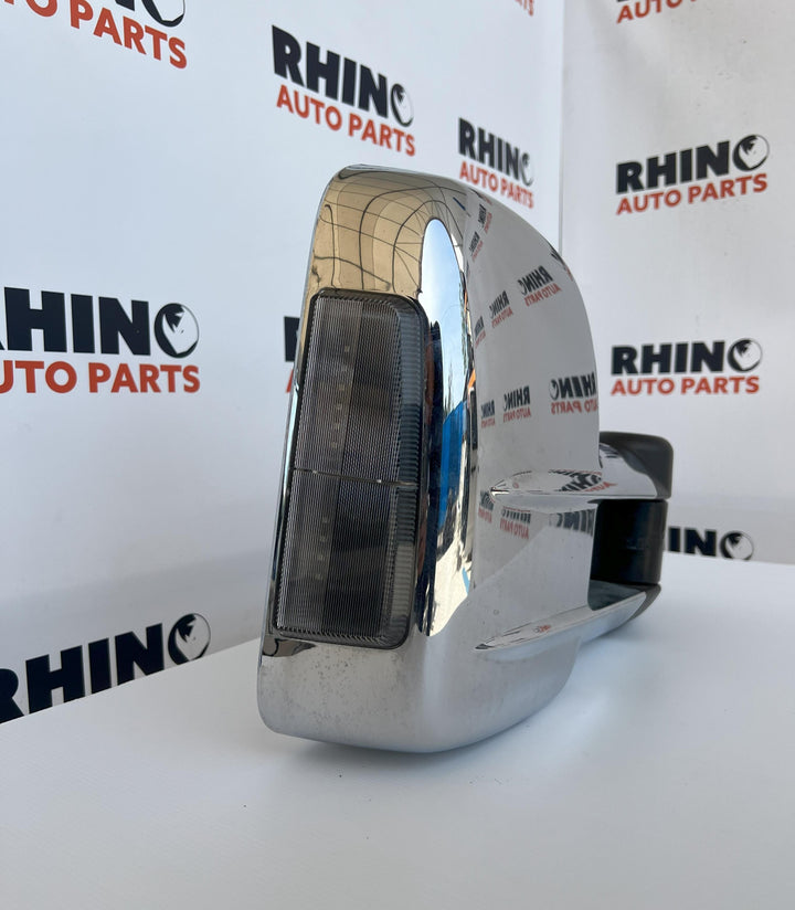 2015 -
  2018
  Ford
  Ranger
  XLT
  Right Door Mirror