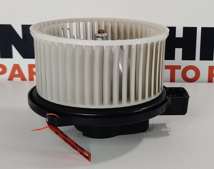 2013 -
  2016
  
  3
  Maxx
  Blower Motor
  8727000691