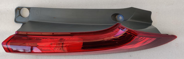 2012 -
  2014
  Honda
  CR-V
  
  Right Upper Taillight