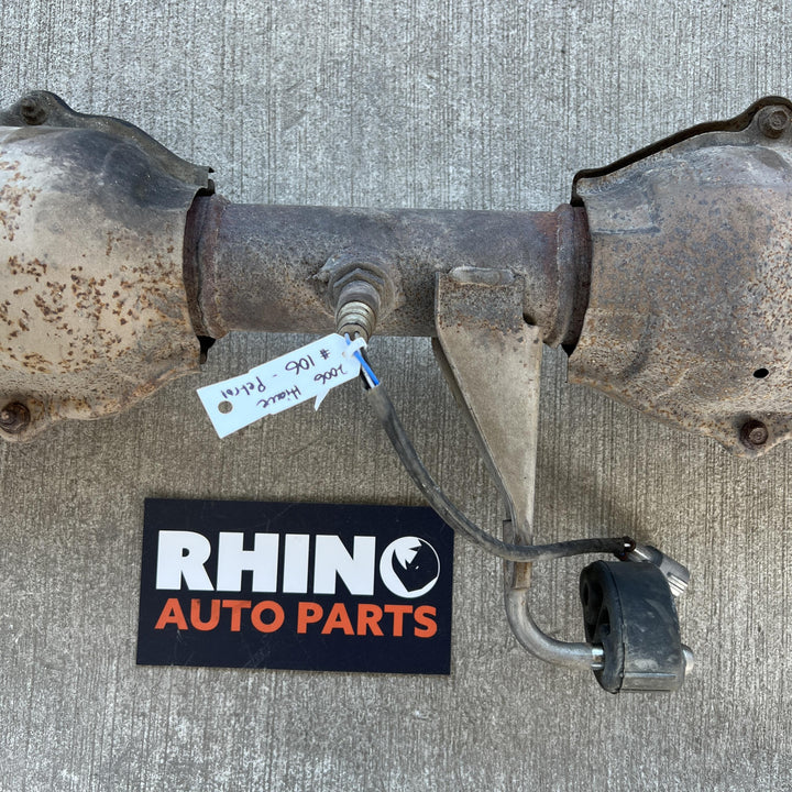 2006 Toyota Hiace - Catalytic Converter