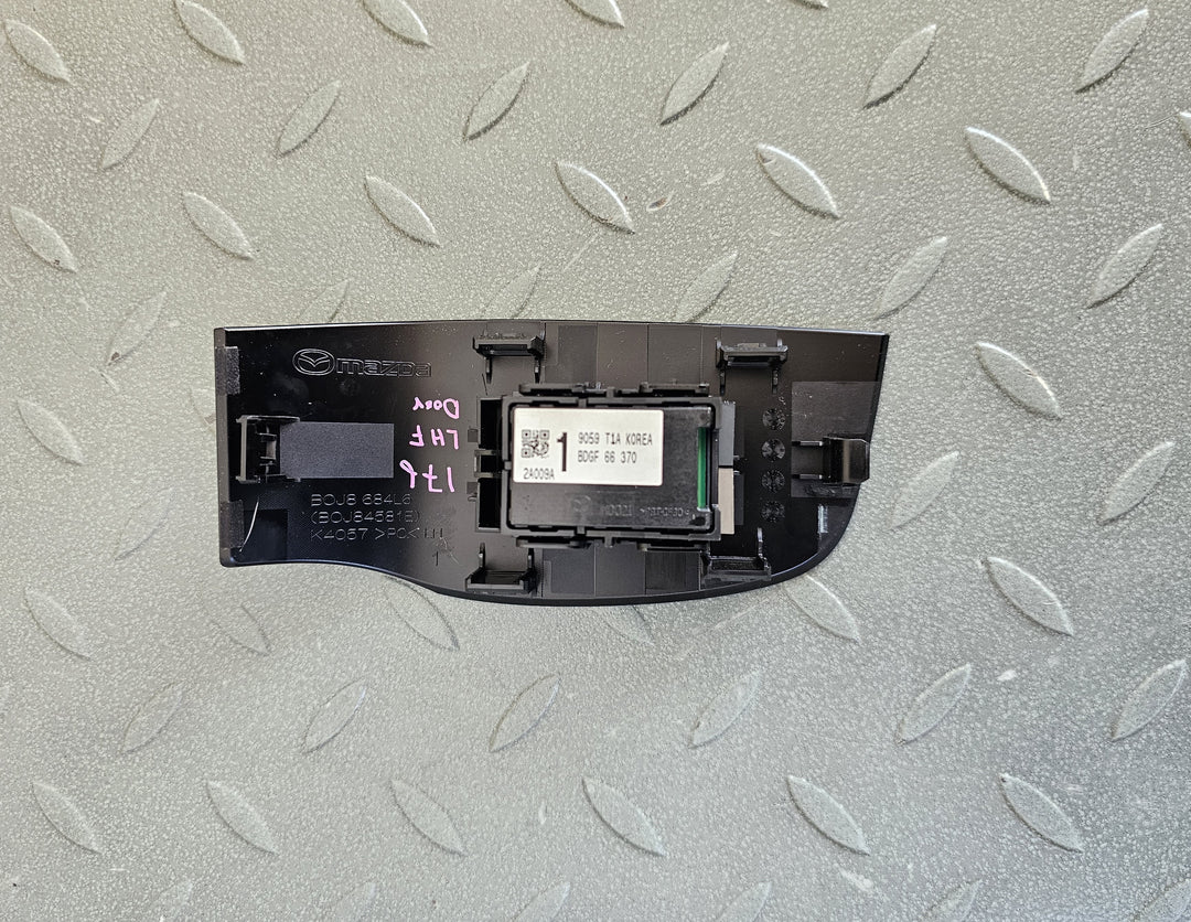 2019, Mazda, 3, Power Window Switch