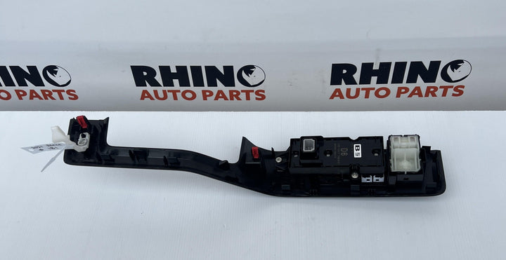 2021 Toyota Hiace VI H300 GDH300 - Master Power Window Switch PN: 8404026010