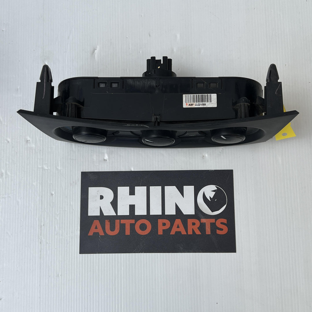 2011 -
  2020
  Mazda
  BT-50
  
  Heater/AC Controls
  AV7919A522BE