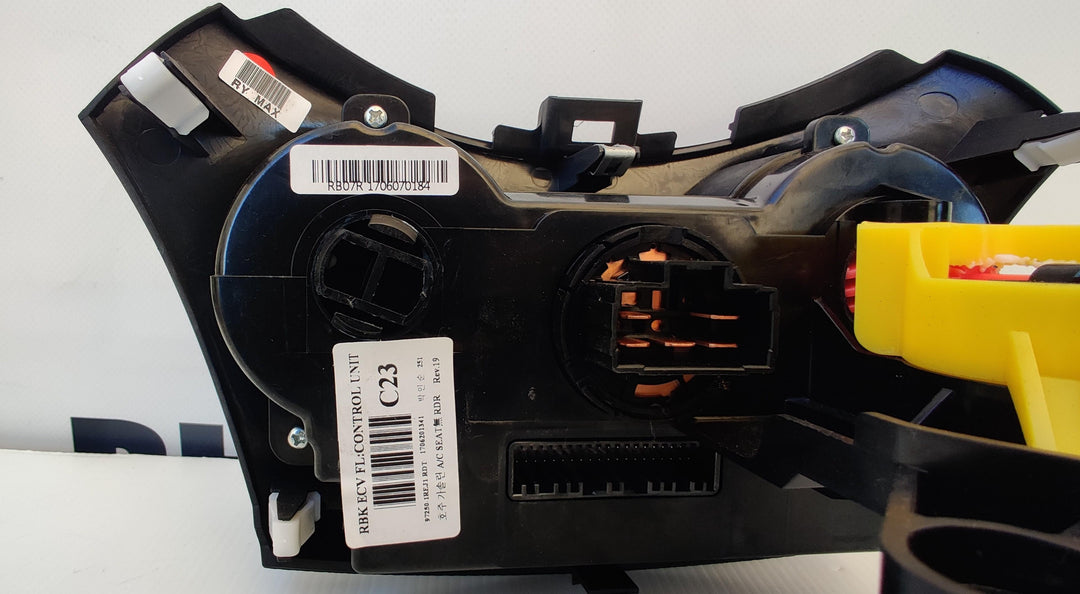 2017 Hyundai Accent RB - Heater/AC Controls PN: 972501REJ1