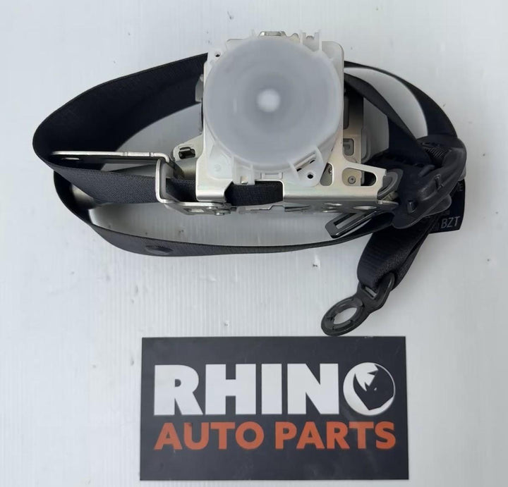 -
  
  Toyota
  Corolla
  Hybrid
  Right Front Seat Belt