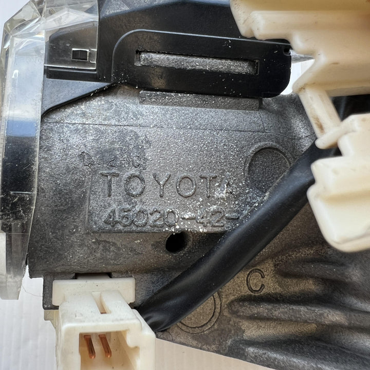 2007 -
  2013
  Toyota
  Corolla
  
  Ignition With Key
  8978342040