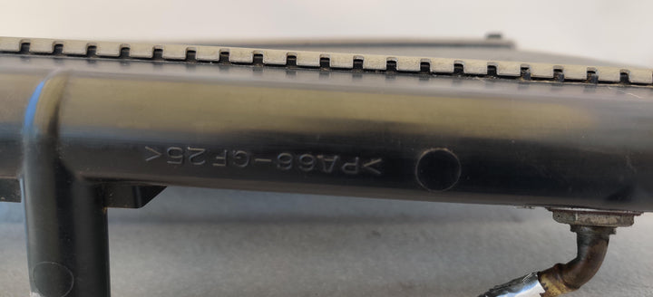 2005 -
  2016
  Toyota
  Yaris
  YRS
  Radiator
  4221333583