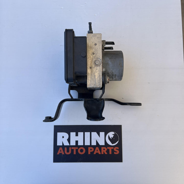 2011 -
  2015
  Ford
  Ranger
  
  ABS Pump/Modulator
  AB312C405AE