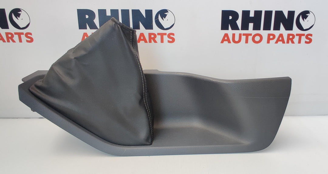 2011 -
  2022
  Ford
  Ranger
  XLT
  Gear Lever Housing
  AB3921044L49AC1F63181020053